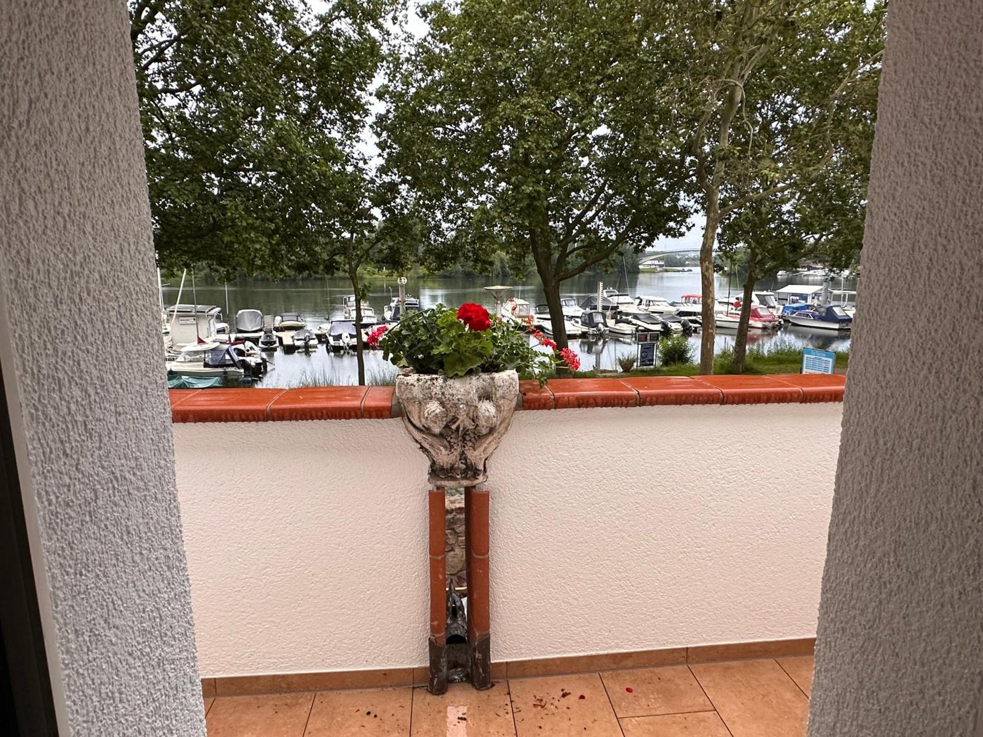 Hafenperle Villa Wiesbaden Luaran gambar